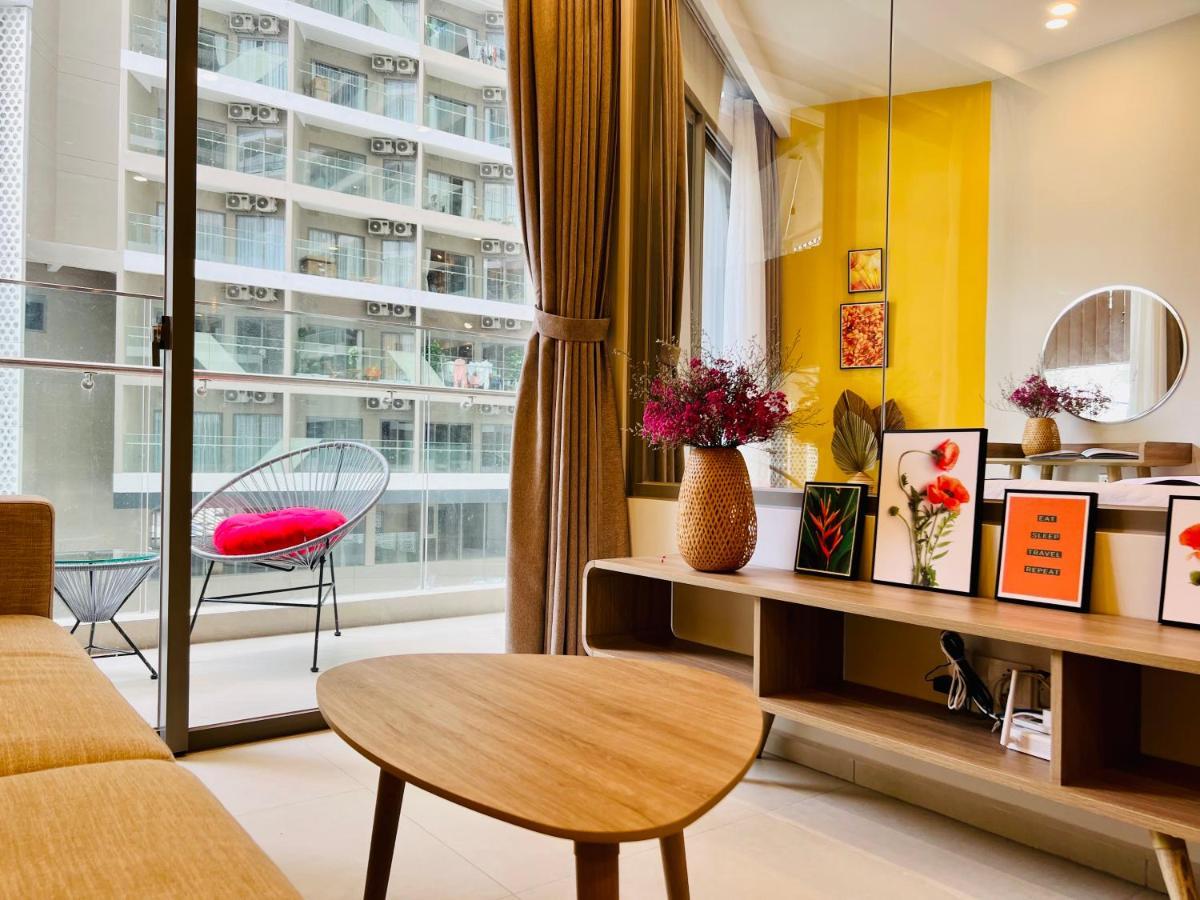 Apartment The Song - Mochi House *