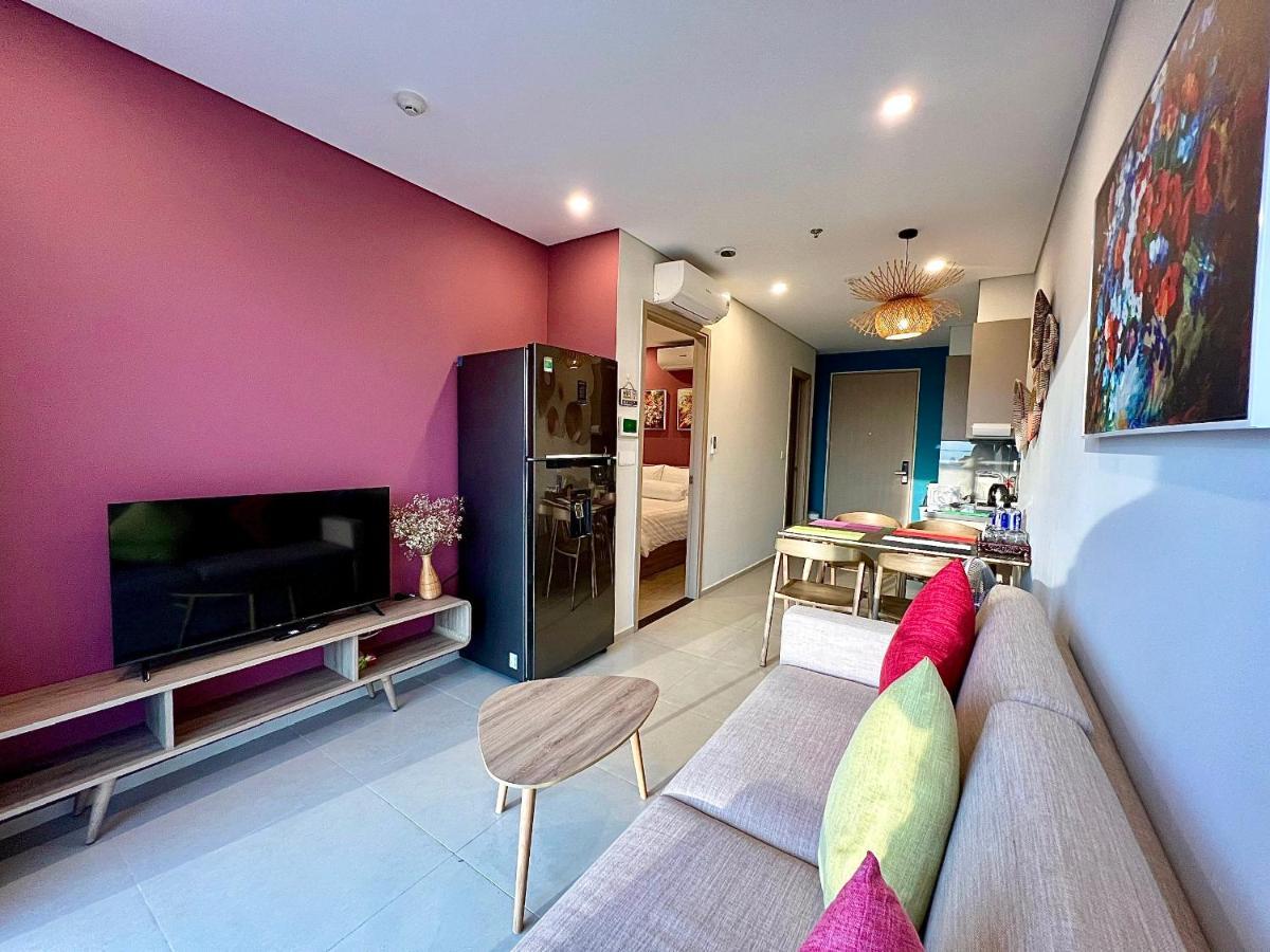 Apartment The Song - Mochi House