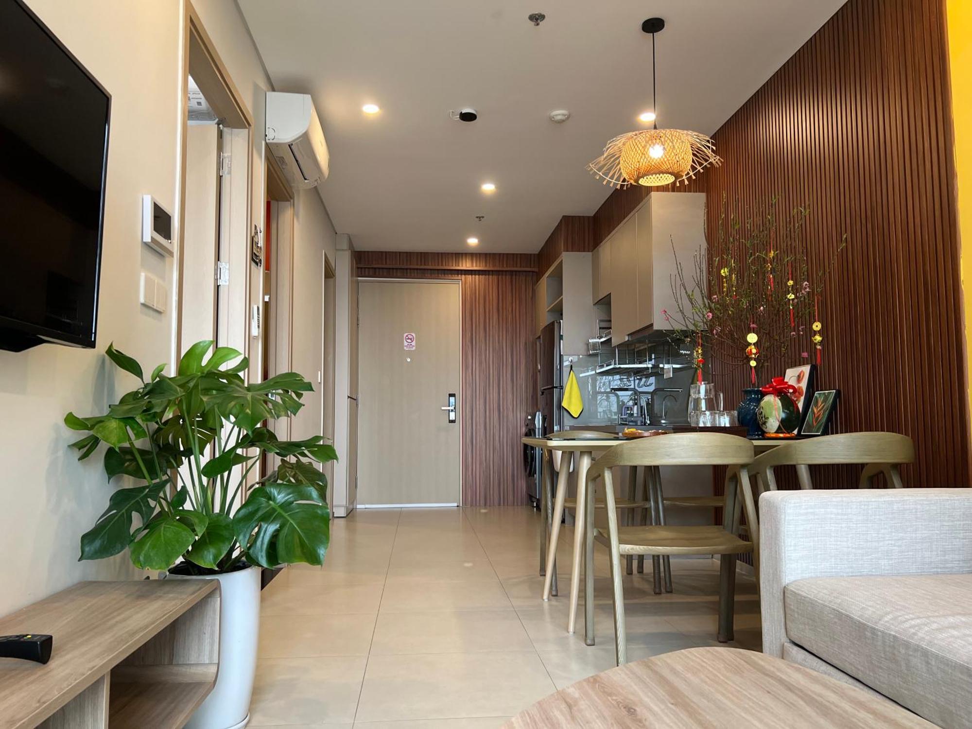 Apartment The Song - Mochi House *
